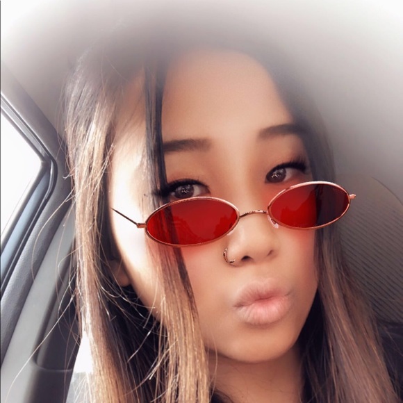 Meet your Posher, Sophia - Picture 1 of 1